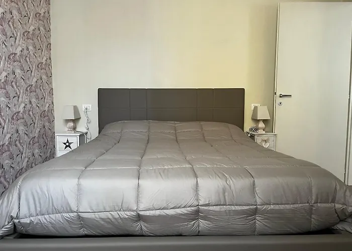 公寓 Maison La Balconata 帕爾馬